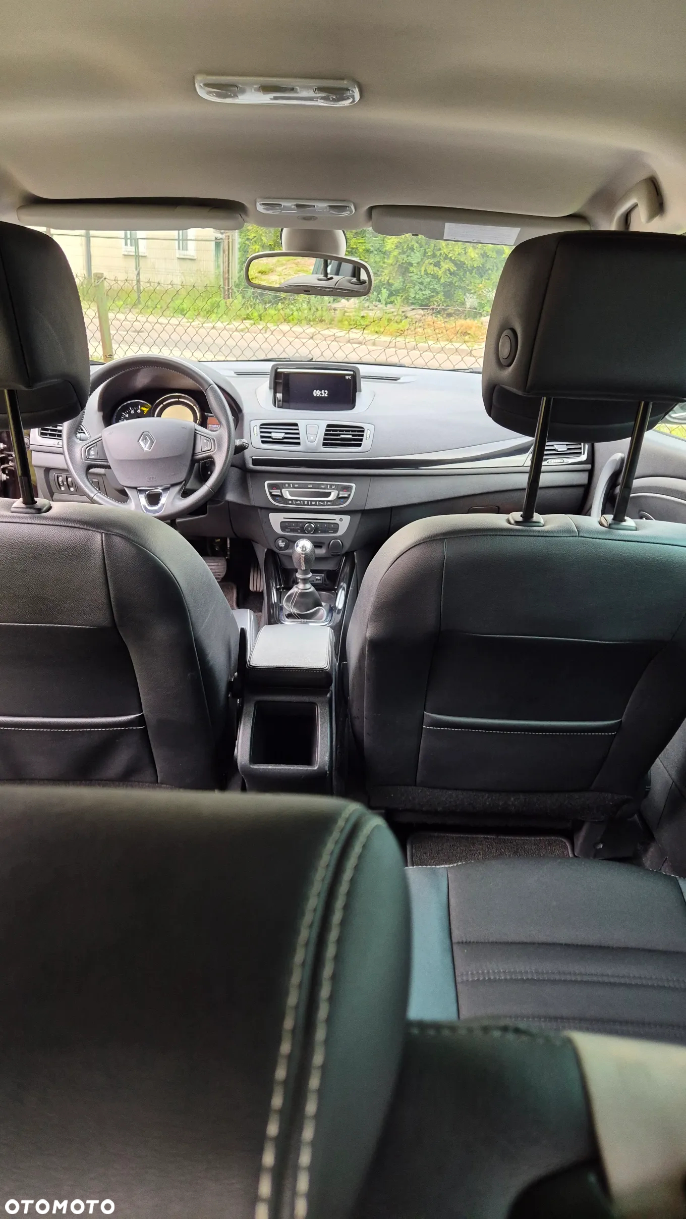 Renault Megane ENERGY TCe 130 BOSE EDITION - 8