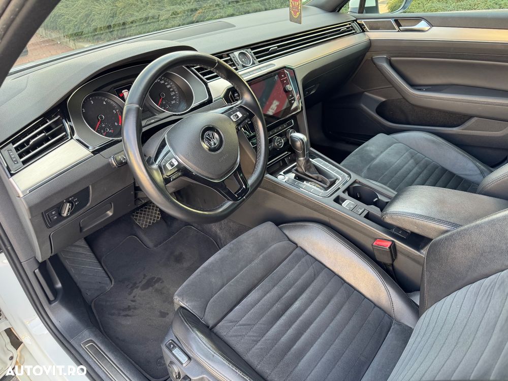 Volkswagen Passat 2.0 TDI DSG R Executive - 10