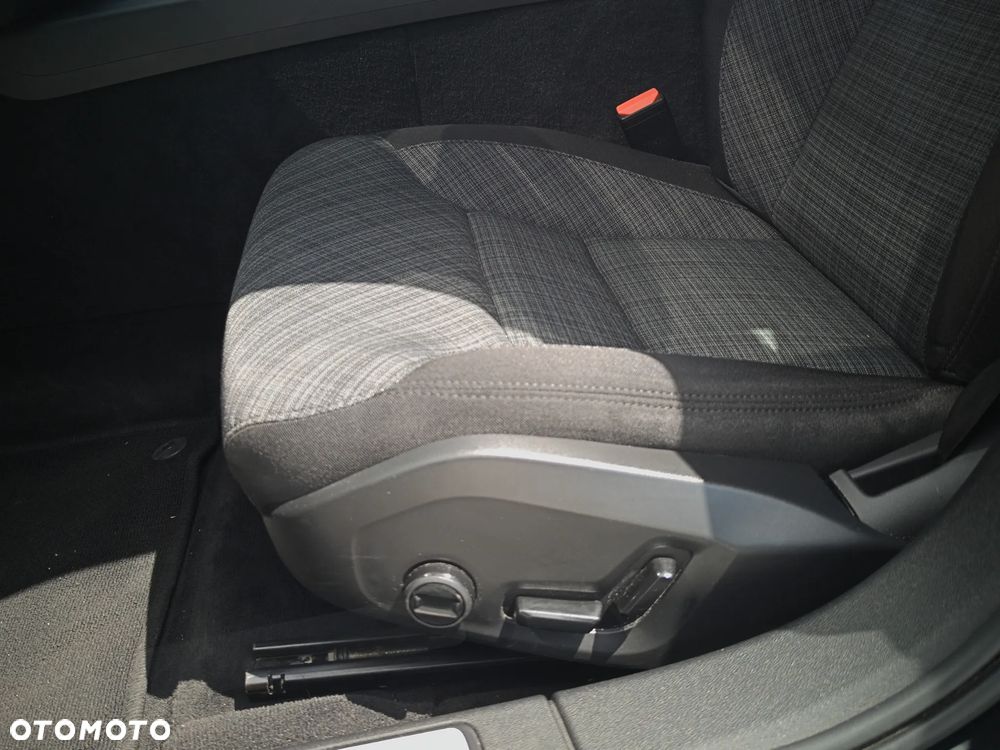 Volvo V60 B3 B Momentum Pro - 16