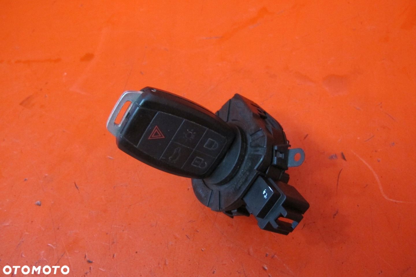 VOLVO C30 V50 S40 C70 STACYJKA KLUCZYK PILOT 30797783 - 1