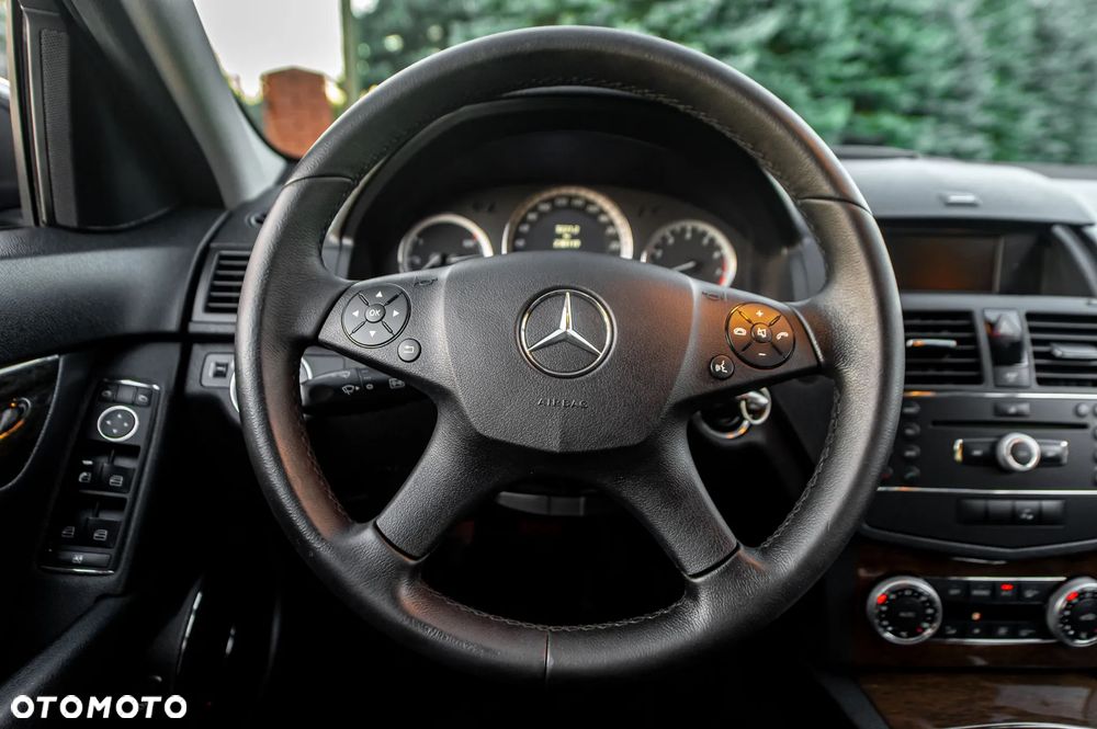 Mercedes-Benz Klasa C 2009