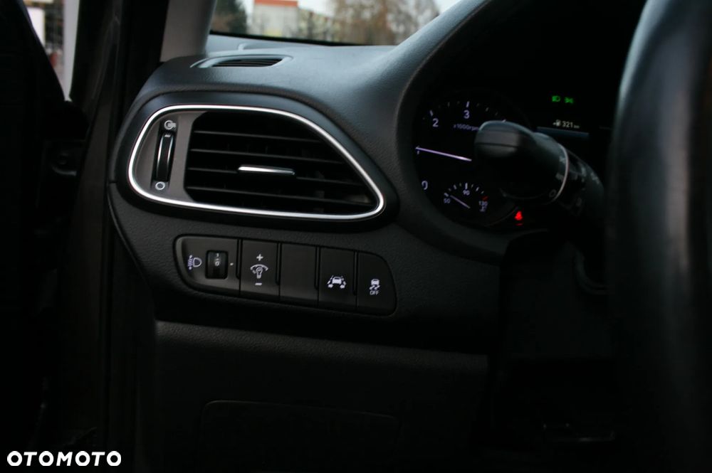 Hyundai i30 1.6 CRDi Style - 25