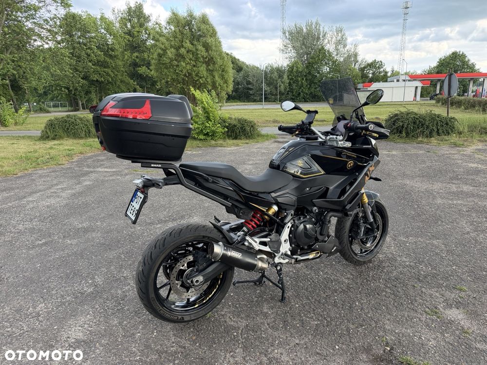 BMW XR - 5