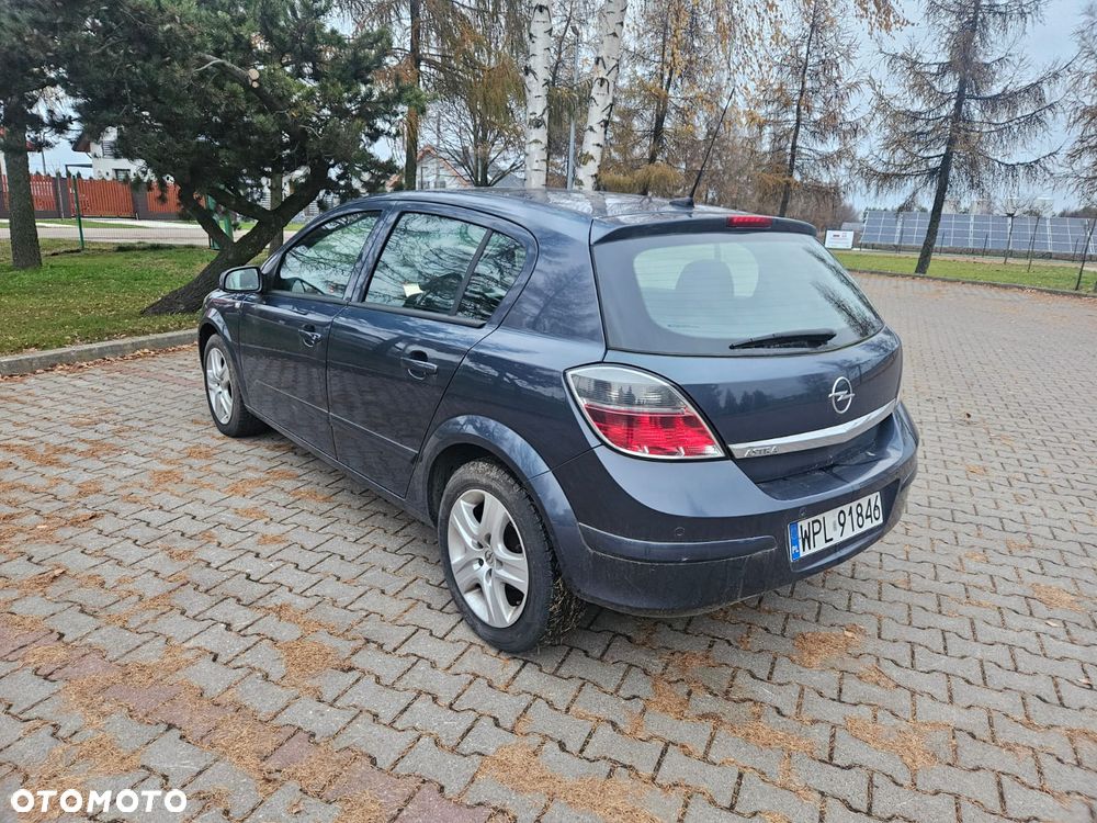 Opel Astra 1.6 Edition - 8