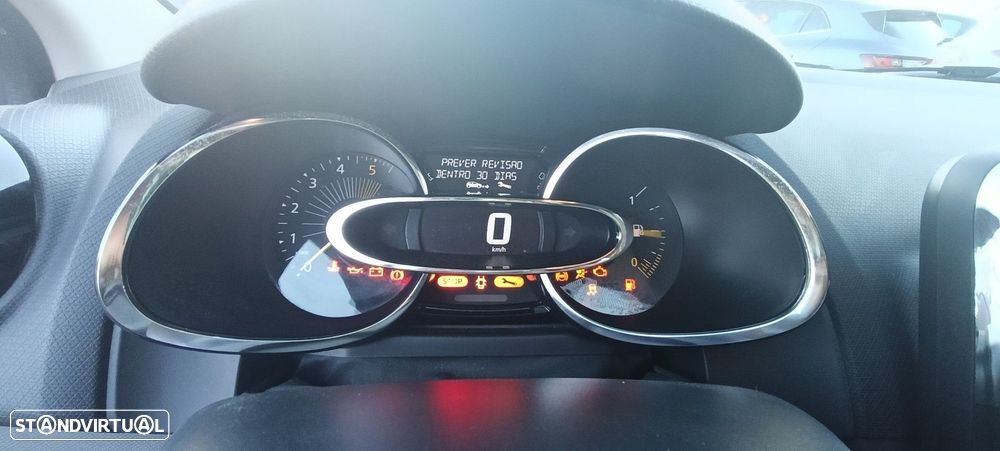 Renault Clio 1.5 dCi Dynamique S - 18