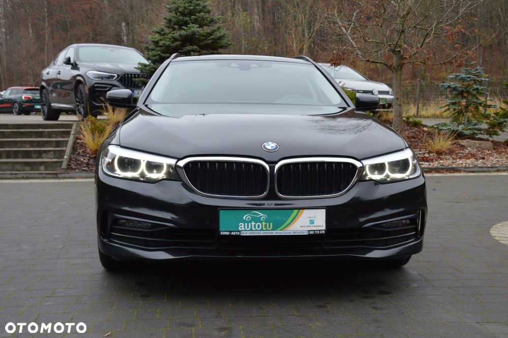 BMW Seria 5 520d xDrive Sport Line sport - 40