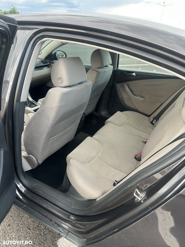 Volkswagen Passat 1.9TDI Comfortline - 11