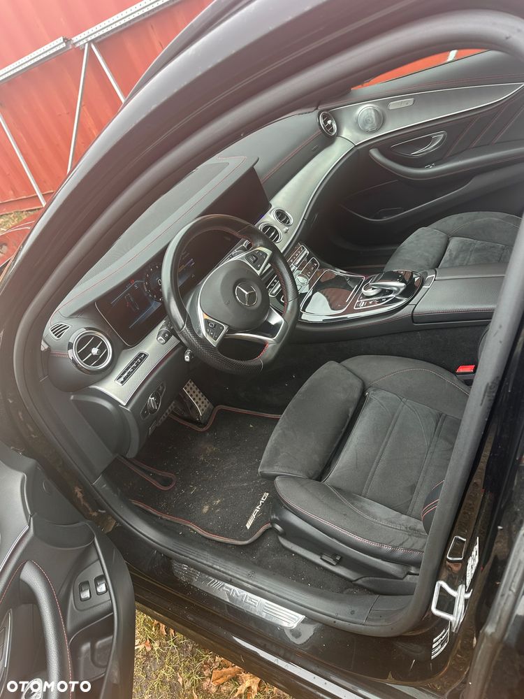 Mercedes-Benz Klasa E 43 AMG 4-Matic - 11