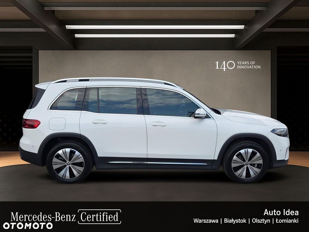 Mercedes-Benz EQB - 7