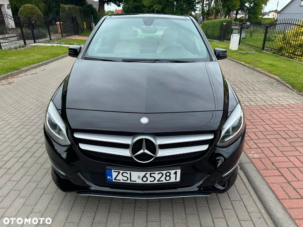Mercedes-Benz Klasa B 250 4Matic 7G-DCT UrbanStyle Edition - 6