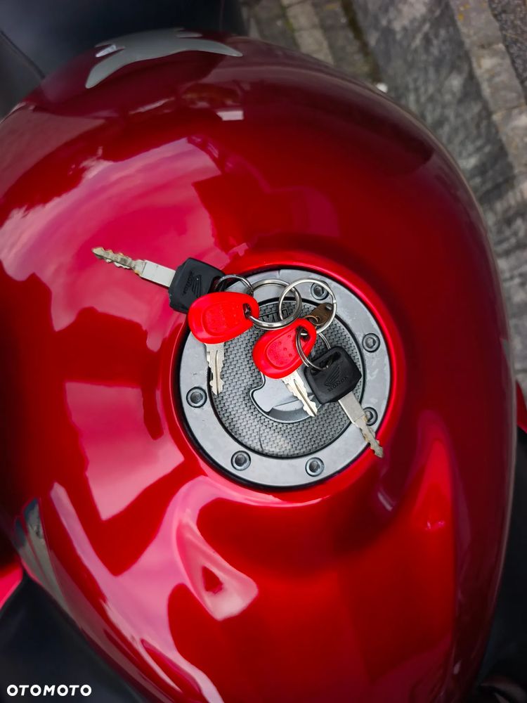Honda CBR - 19