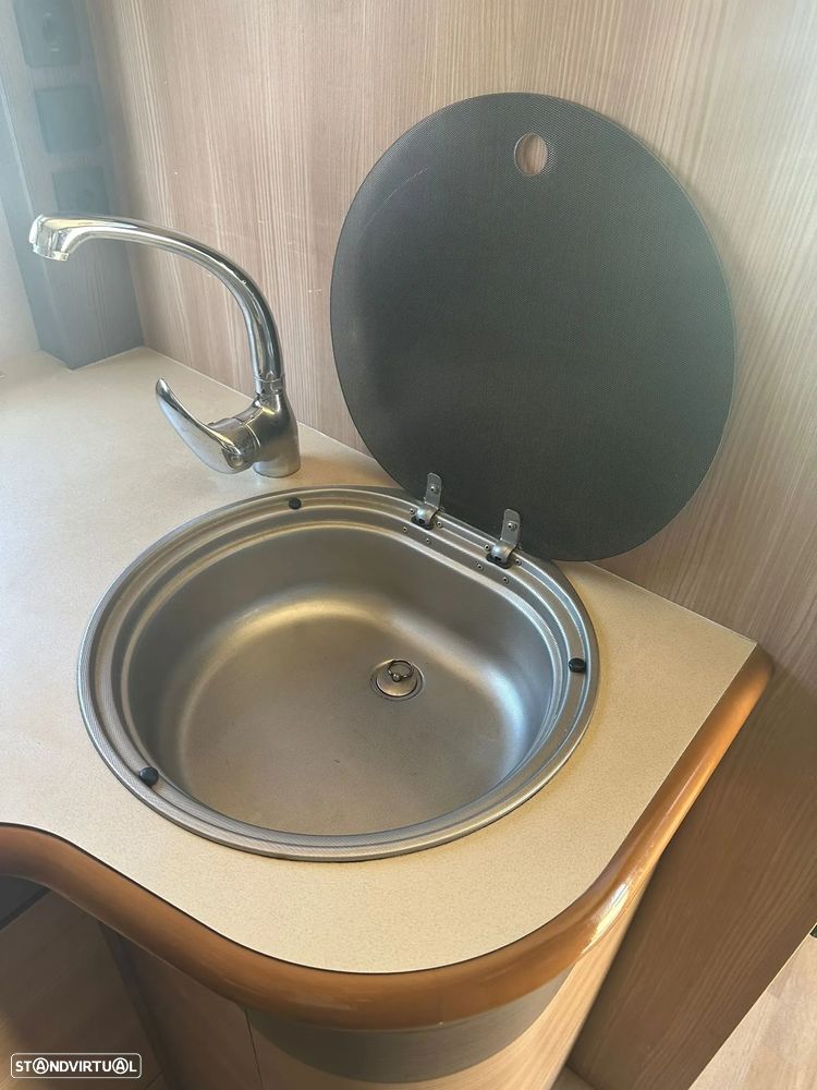 Rapido Serie 6F 691 cama central - 29