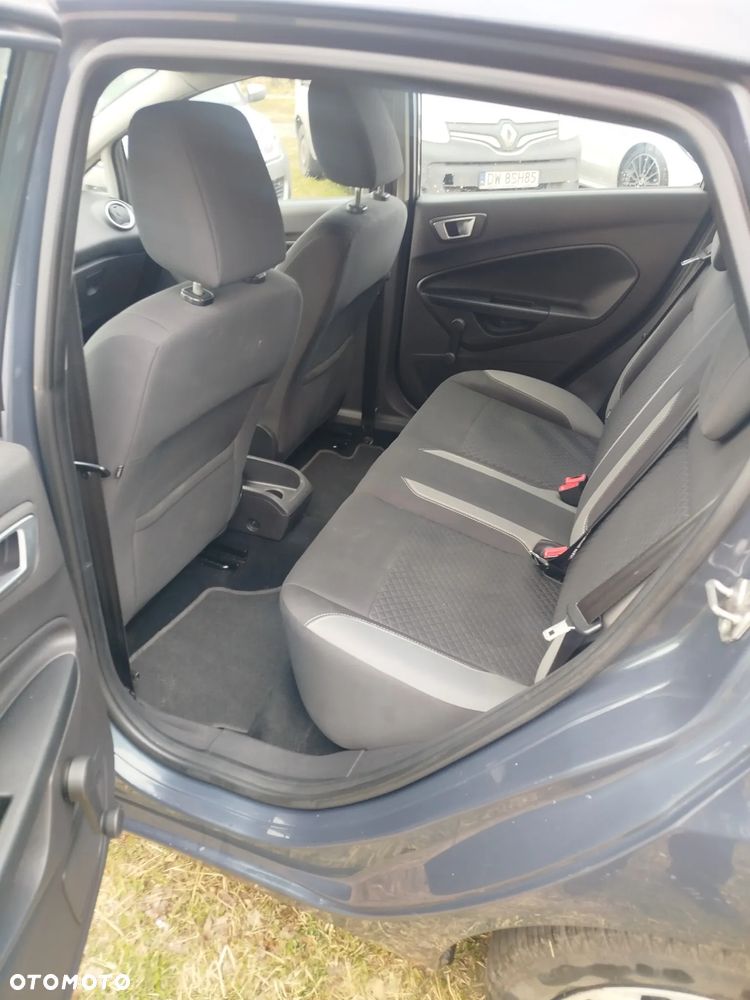 Ford Fiesta 1.6 TDCi Silver X - 8