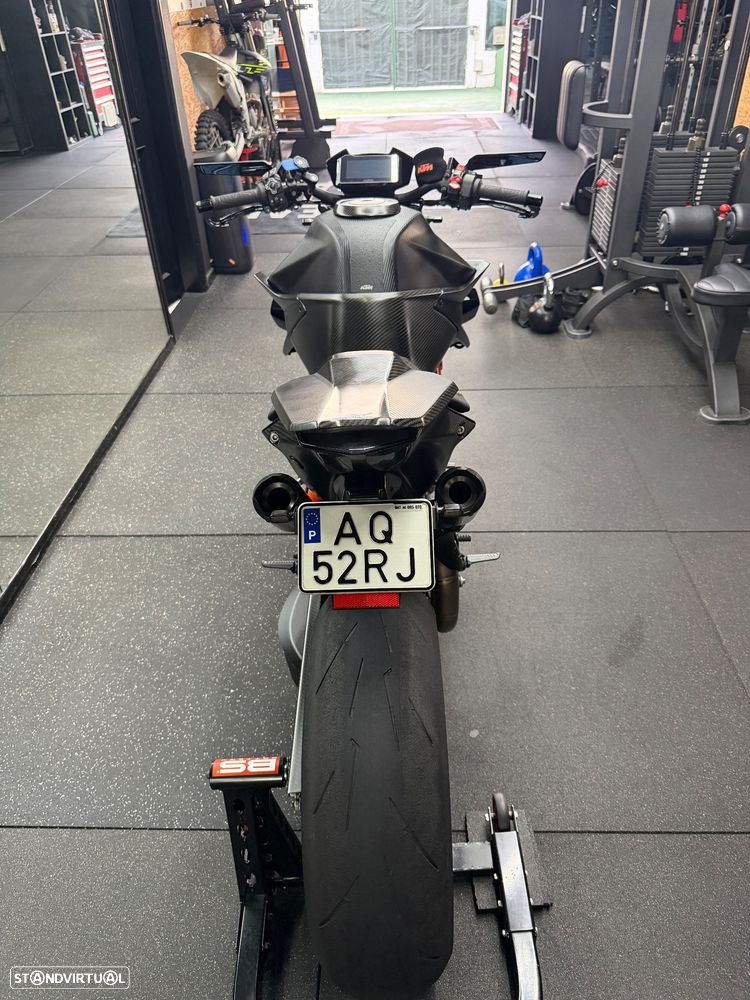 KTM 1390 Super Duke R Evo 1290 Super Duke Evo - 13