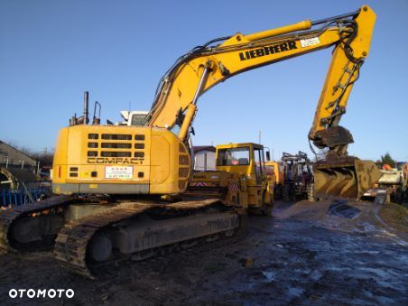 Liebherr R 924 Compoact - 2