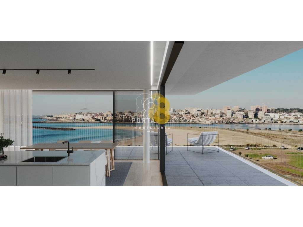 Venha viver junto à praia!!
Excelente apartamento T3, com varandas... - Grande imagem: 4/20