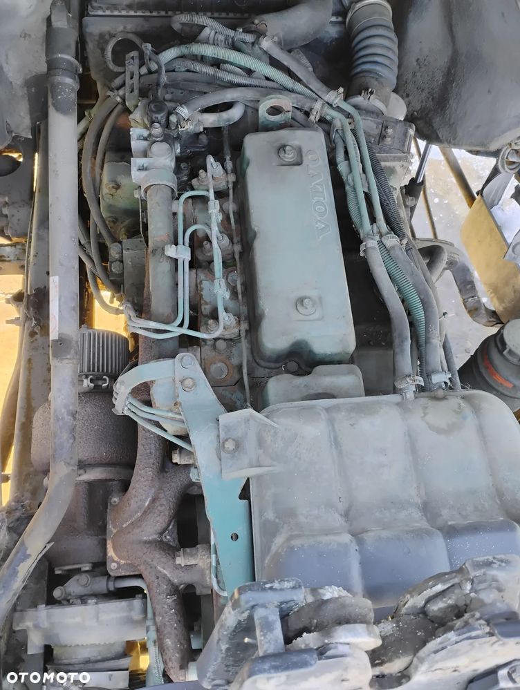 Silnik Volvo FL6 - 5