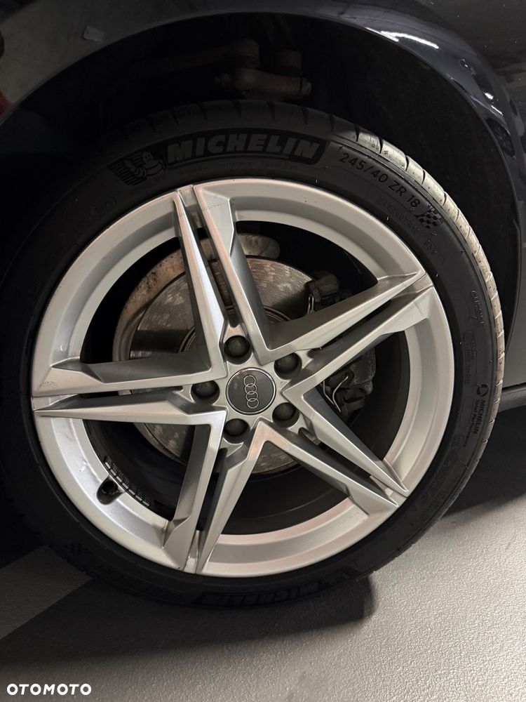 Audi A4 Limousine 35 TFSI mHEV Advanced S tronic - 4
