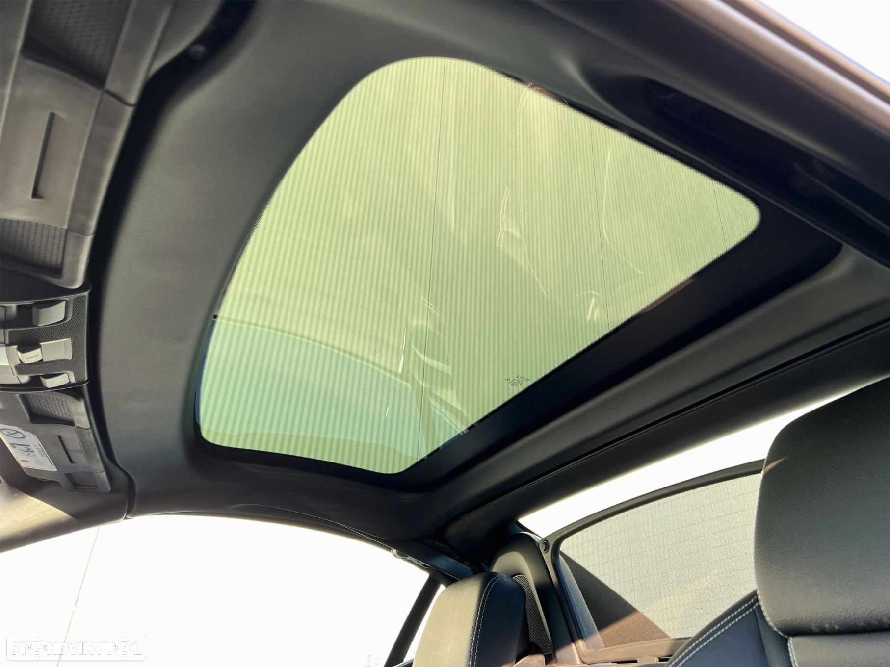 Mercedes-Benz SLC 180 - 43