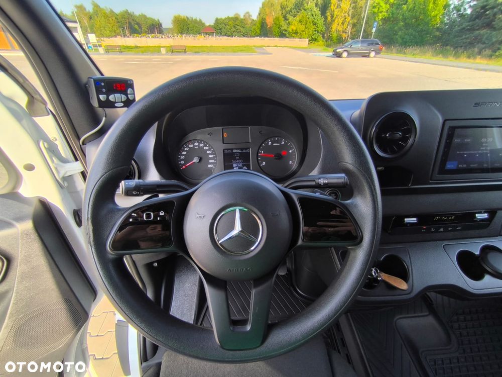 Mercedes-Benz Sprinter 315, Automat, Mroźnia, Chłodnia + Funkcja Grzania, Długi (4.25m) - 26
