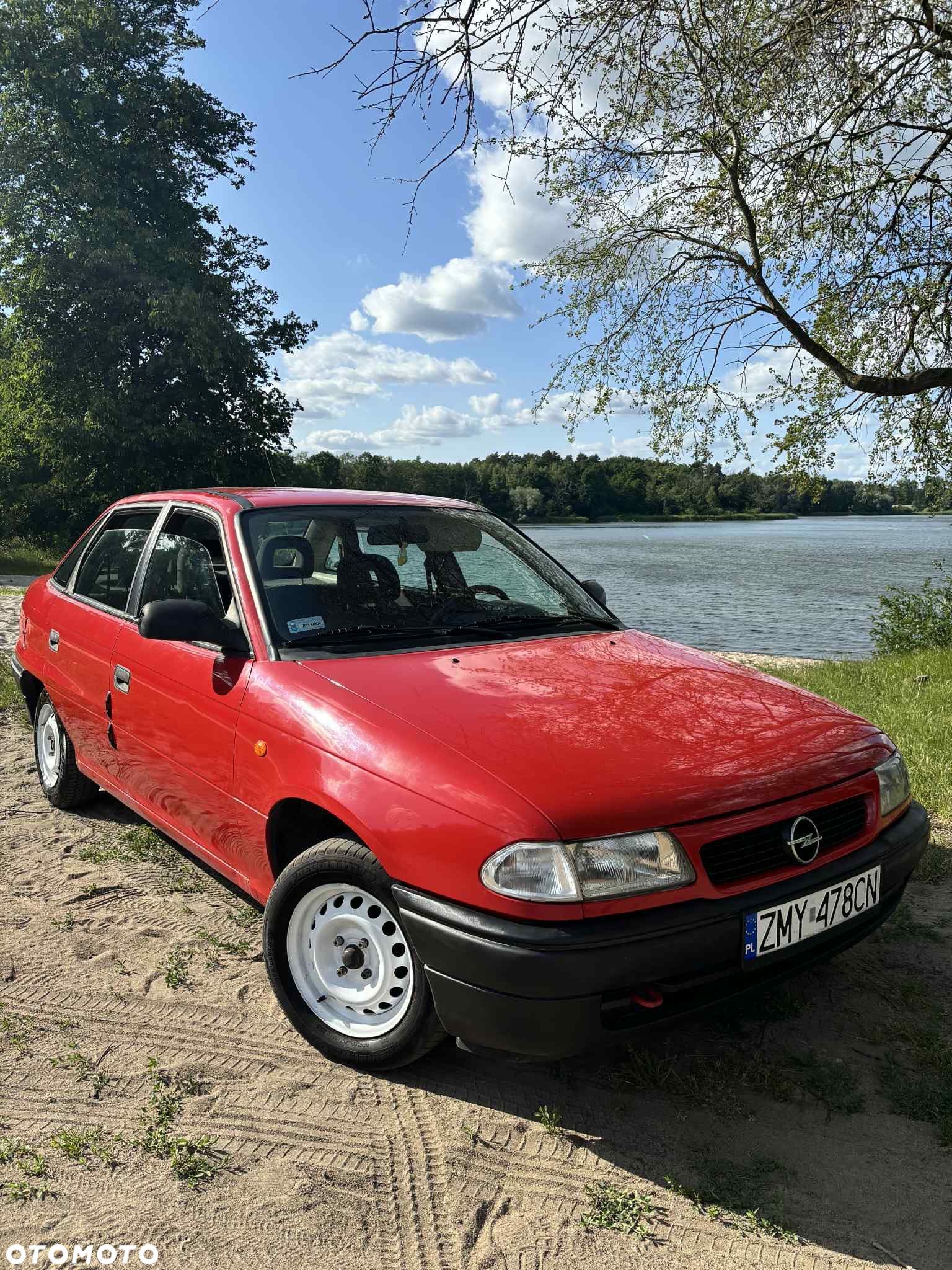 Opel Astra 1.4 Base - 1