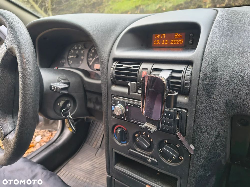 Opel Astra 1.4 Enjoy - 9