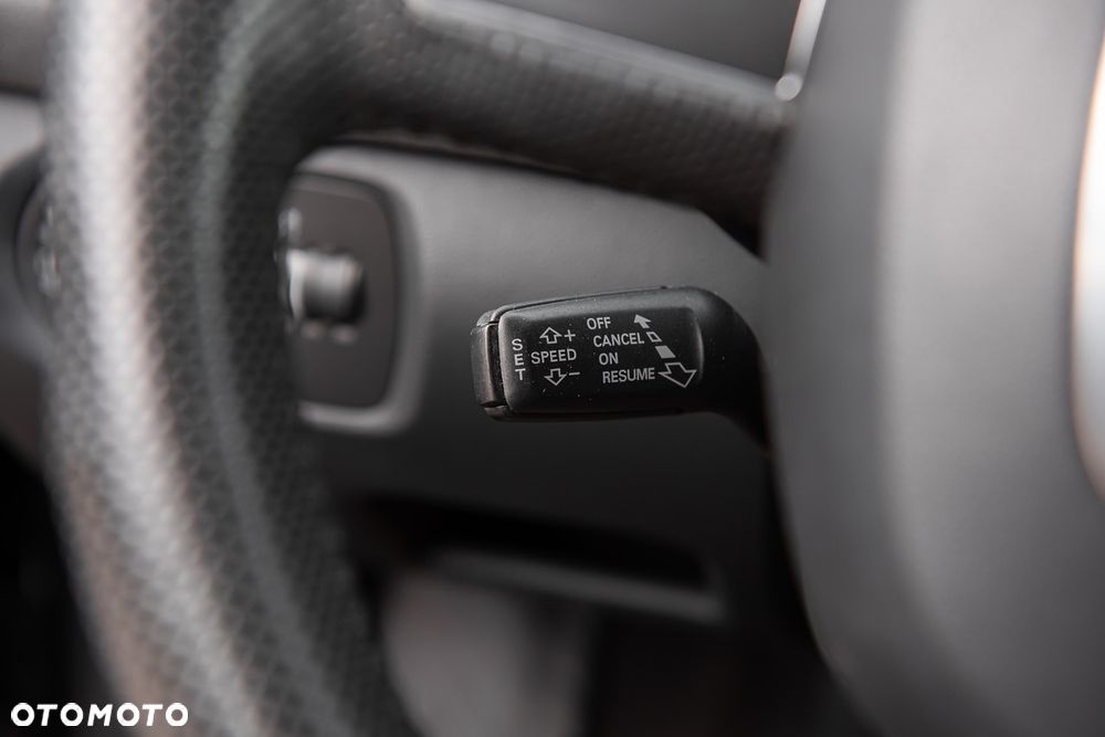 Audi A3 Sportback 2.0 TDI DPF quattro Ambition - 19