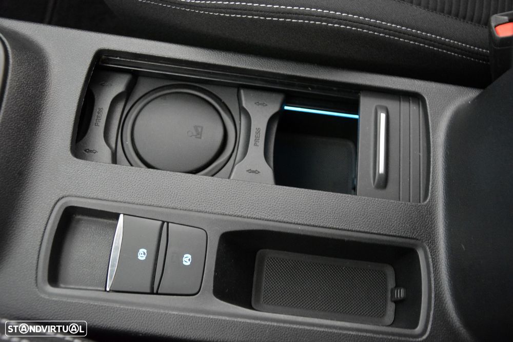 Ford Focus SW 1.0 EcoBoost Titanium - 21