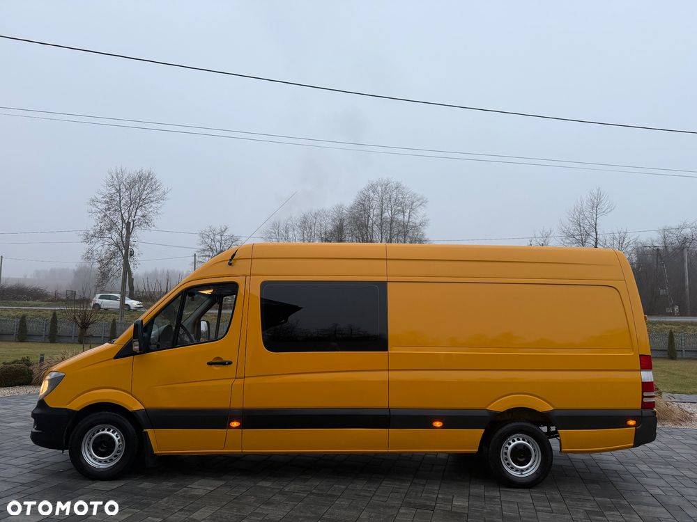 Mercedes-Benz Sprinter - 10