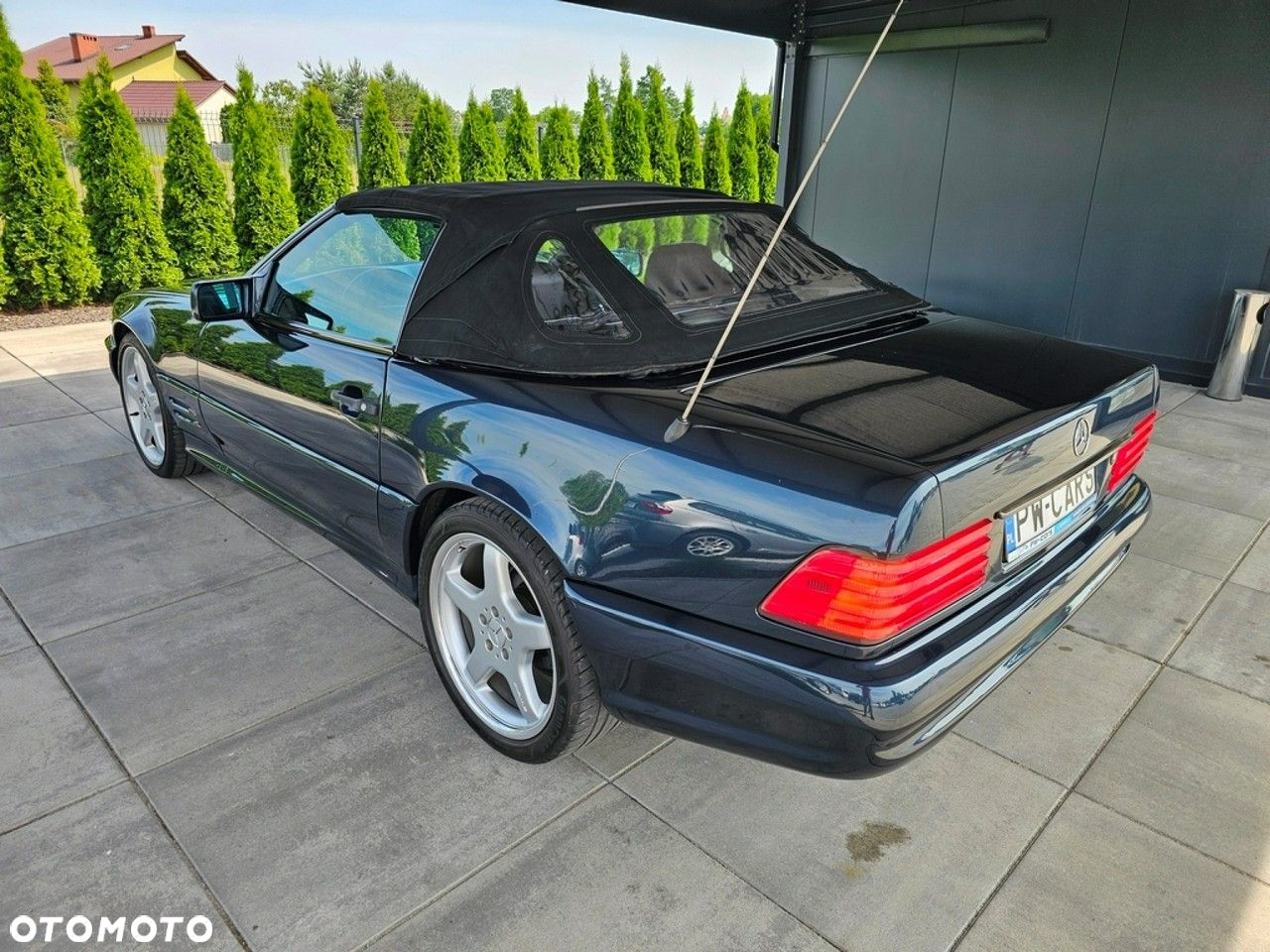 Mercedes-Benz SL - 33