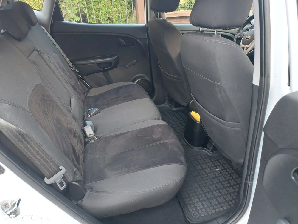 Kia Venga 1.4 M - 9