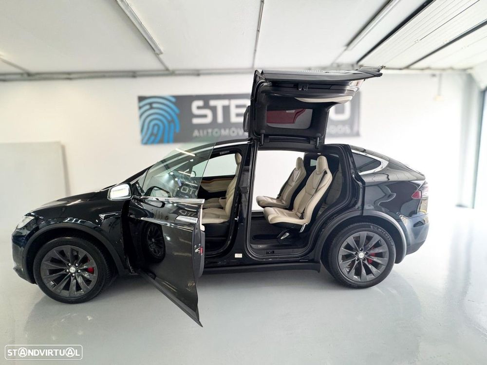 Tesla Model X 100 kWh Long Range AWD - 43