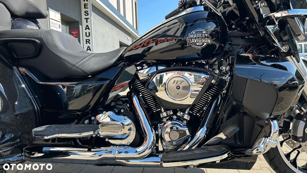 Harley-Davidson Street Glide Trike - 9