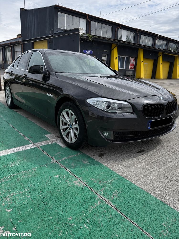 BMW Seria 5 520d - 4
