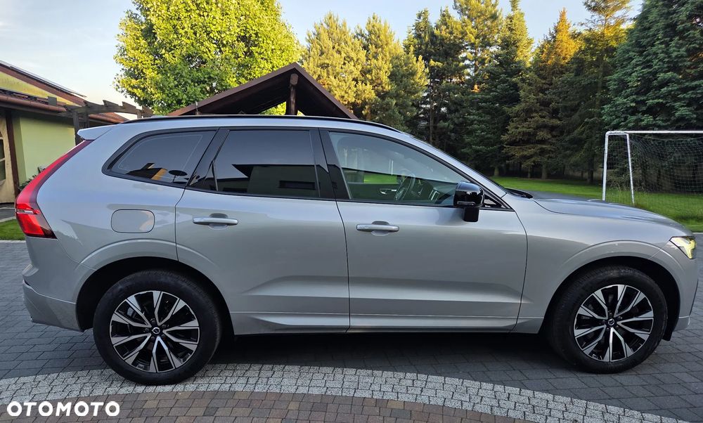 Volvo XC 60 B4 D Ultimate Dark - 11