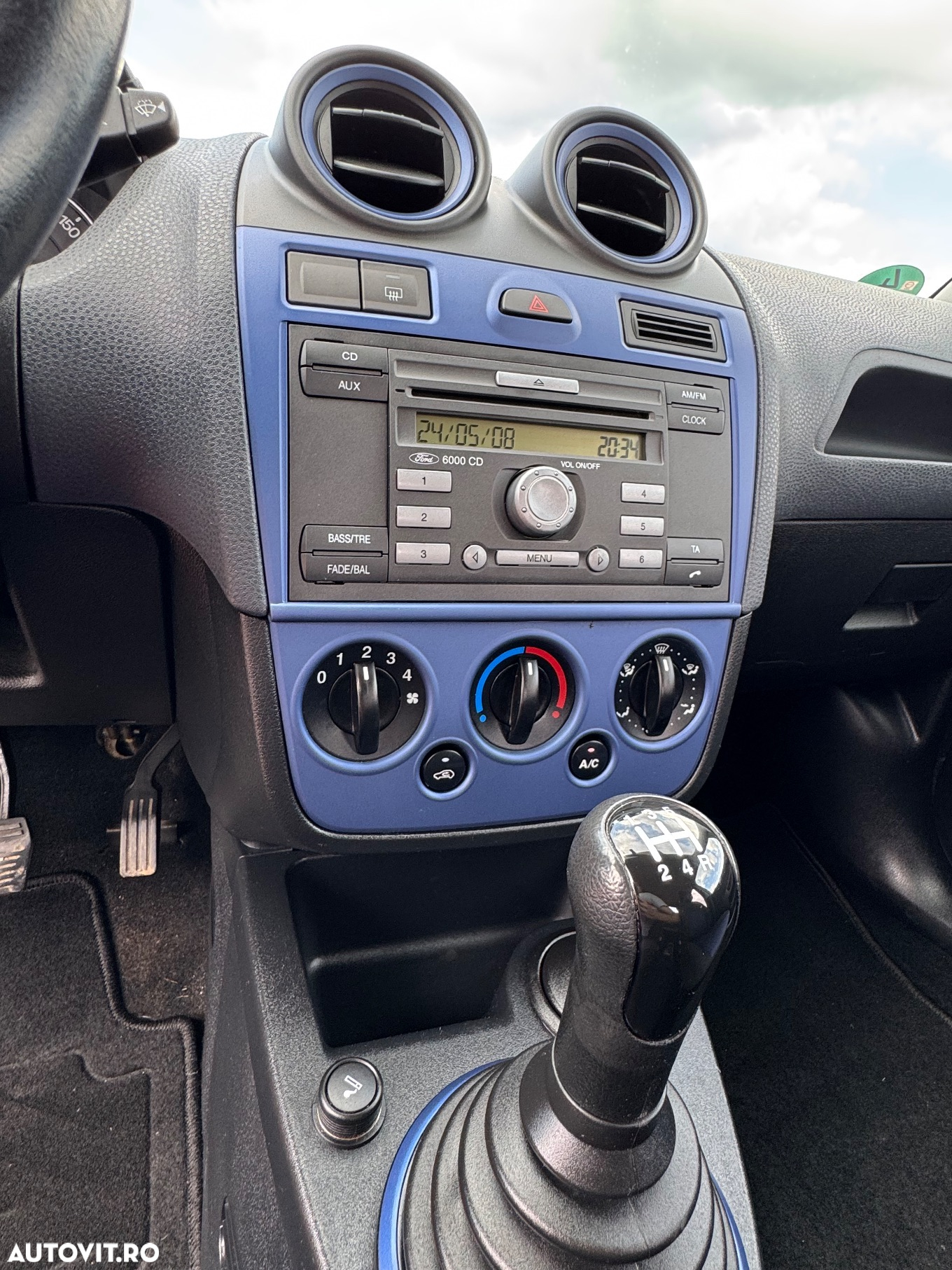 Ford Fiesta 1.3 Trend - 26