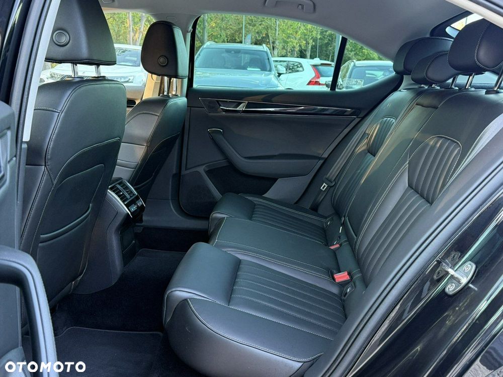 Skoda Superb 2.0 TSI L&K DSG - 18