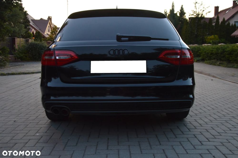 Audi A4 Avant 2.0 TDI DPF S line Sportpaket - 13