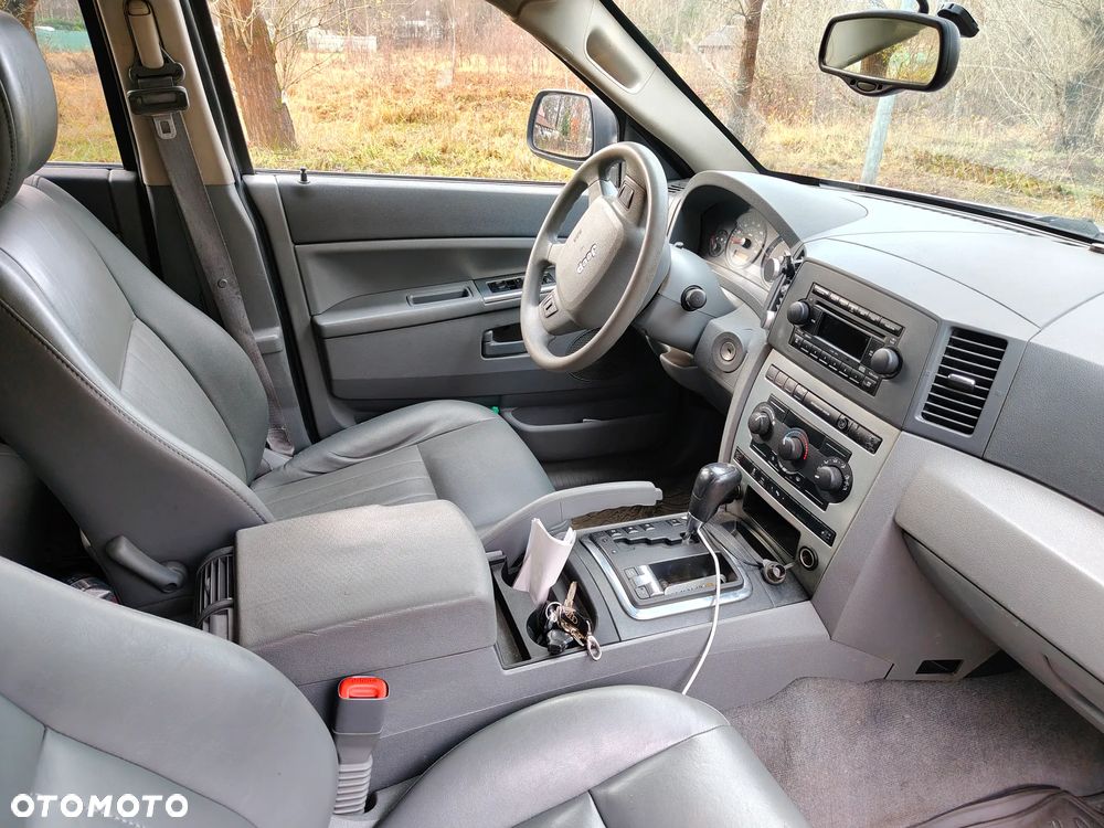 Jeep Grand Cherokee 4.7 Automatik Laredo - 9