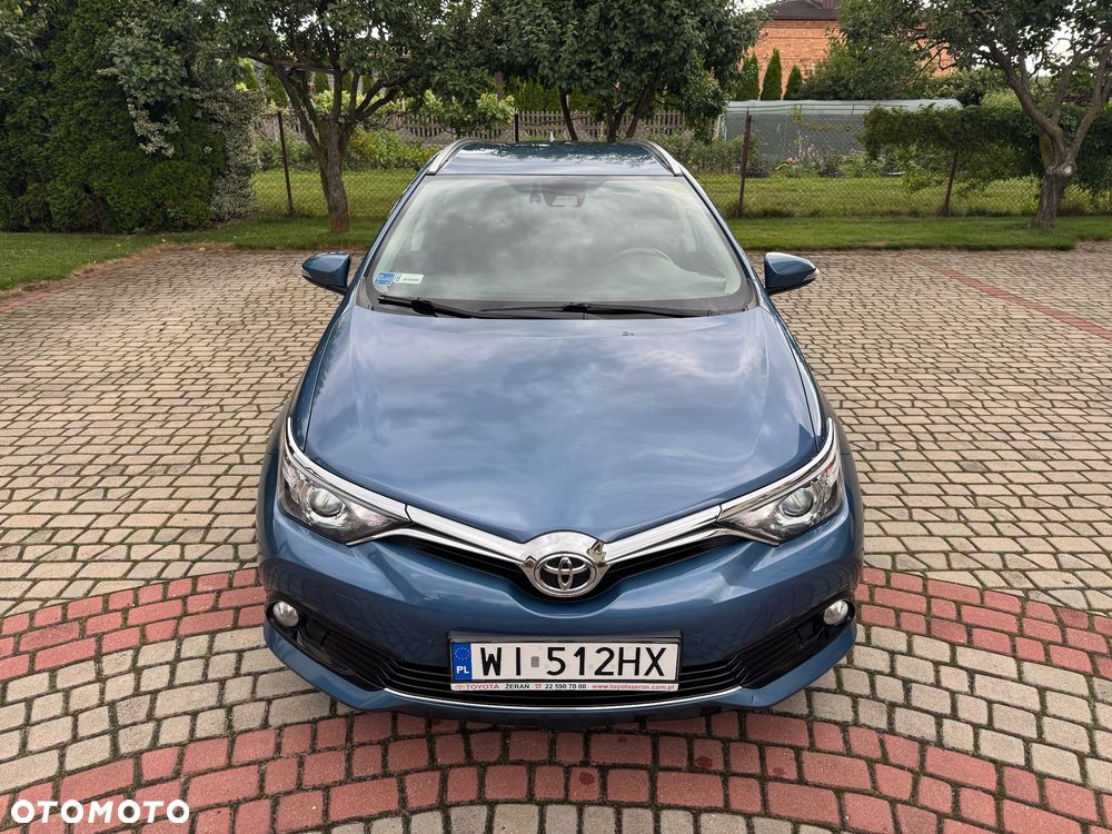 Toyota Auris 1.6 Prestige - 12
