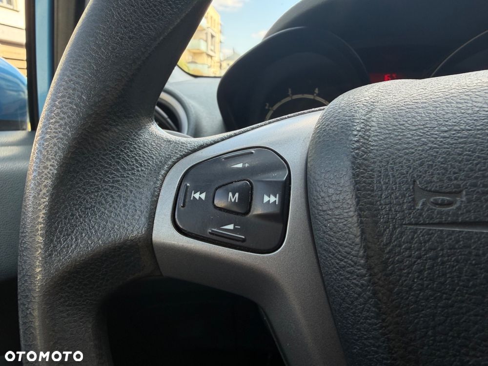 Ford Fiesta 1.25 Trend - 28