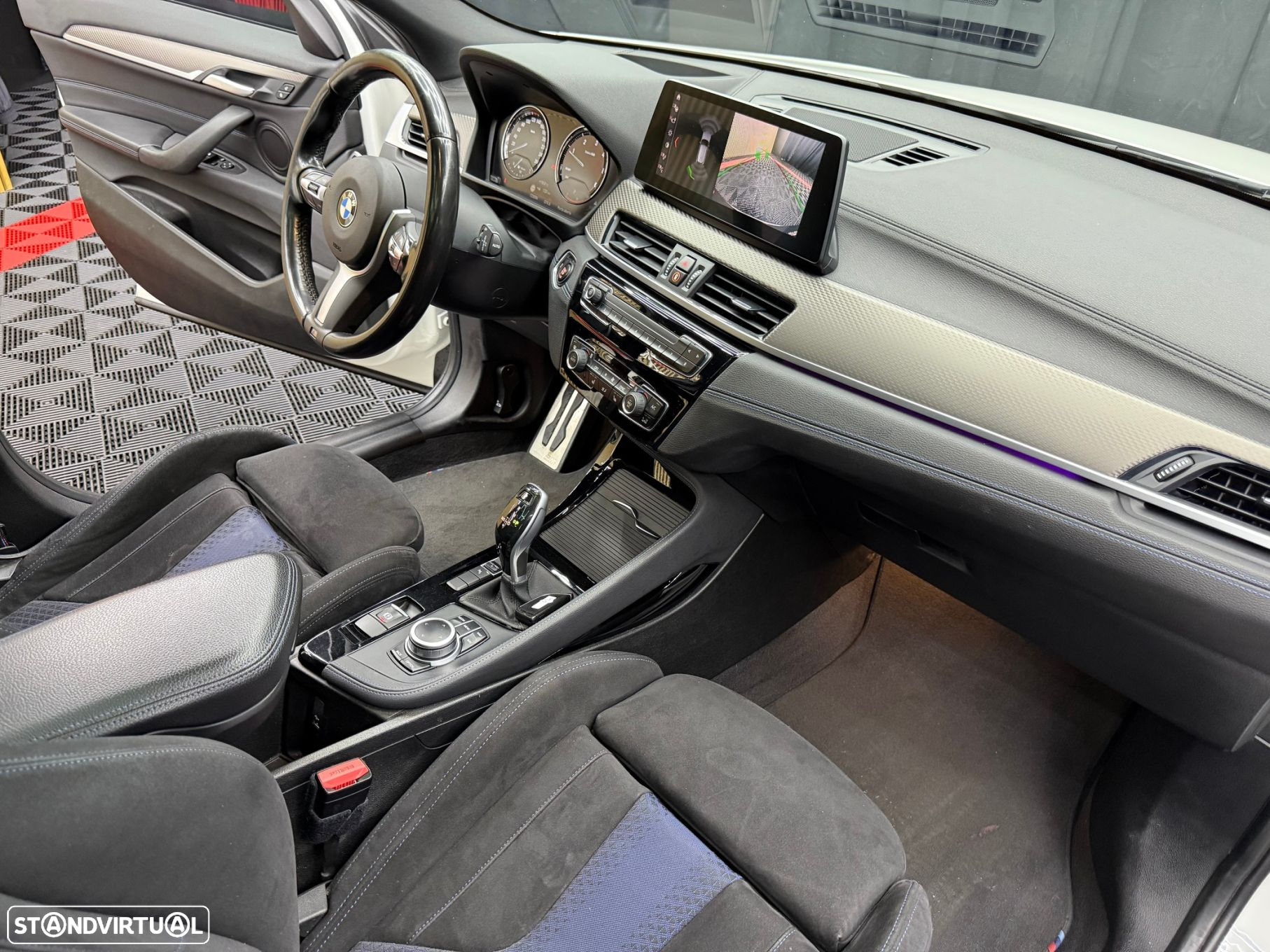 BMW X2 18 d xDrive Auto Pack M - 41