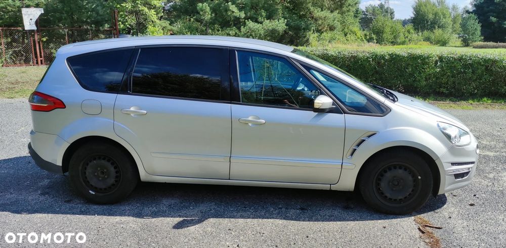 Ford S-Max 2011 photo 3