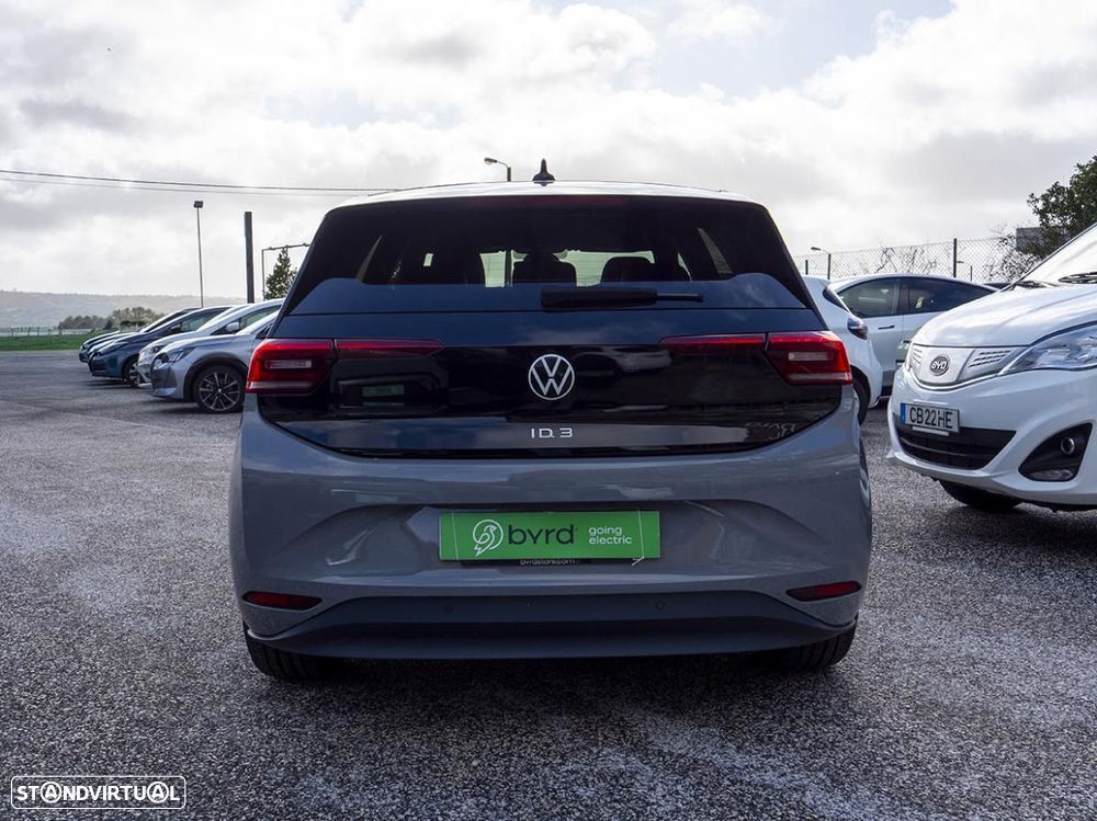 VW ID.3 Pro Performance Business - 13