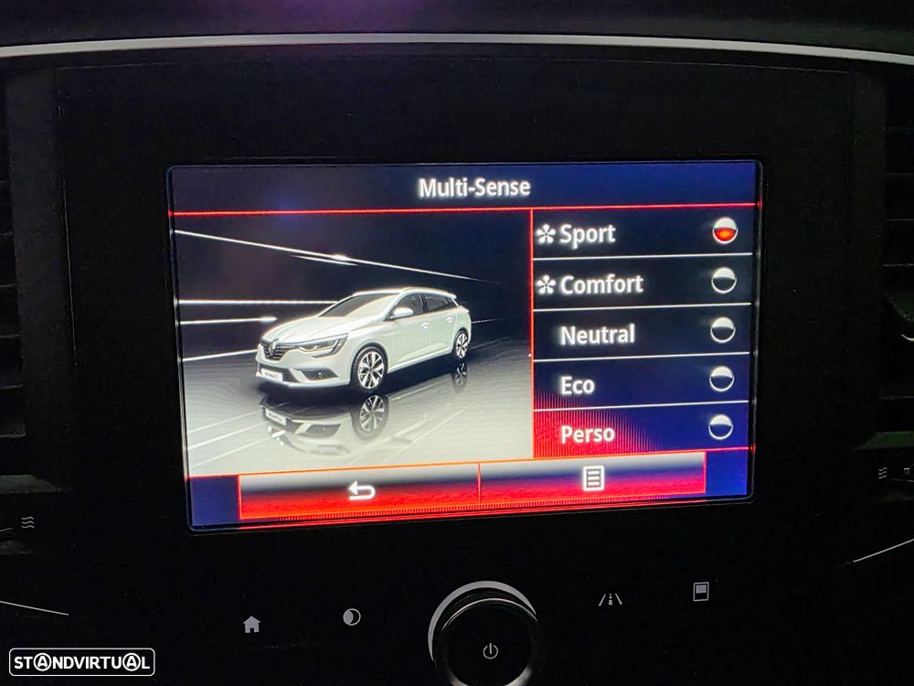 Renault Mégane Sport Tourer 1.5 dCi GT Line - 43