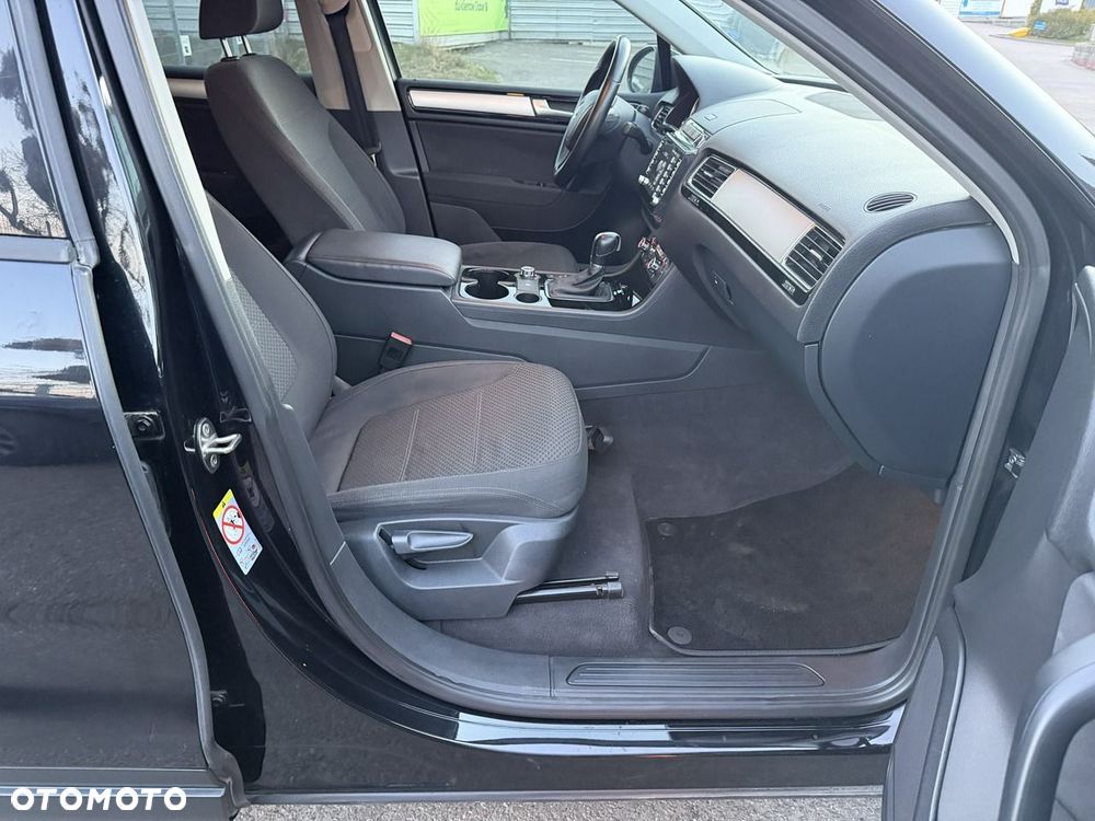 Volkswagen Touareg - 15
