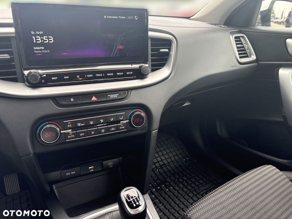 Kia Ceed - 20