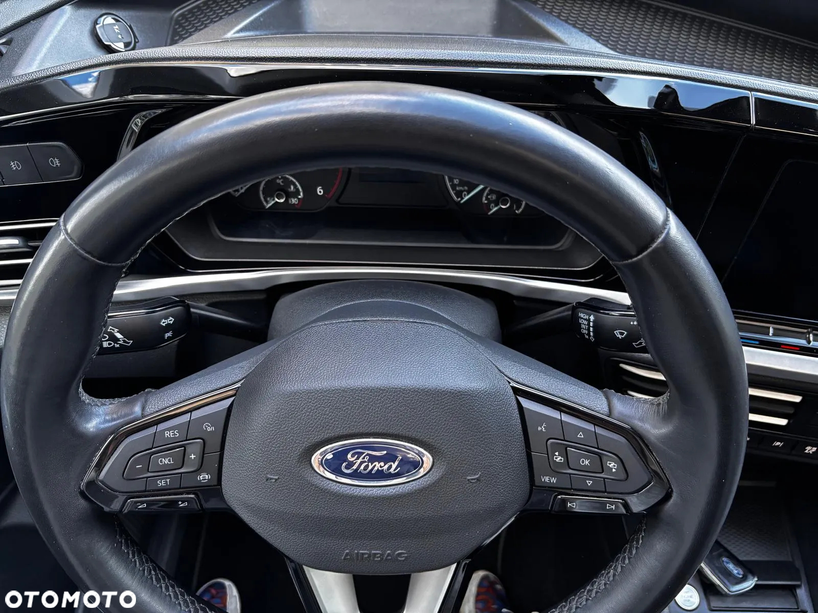 Ford Tourneo Connect Grand 2.0 EcoBlue Active - 24