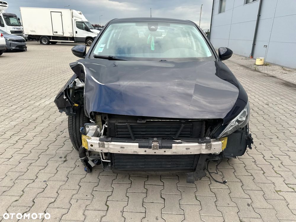 Peugeot 308 1.5 BlueHDi Active S&S EAT8 - 2