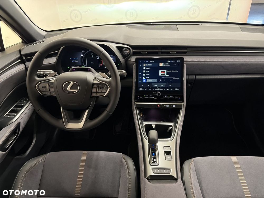 Lexus LBX 1.5 Hybrid Cool - 3